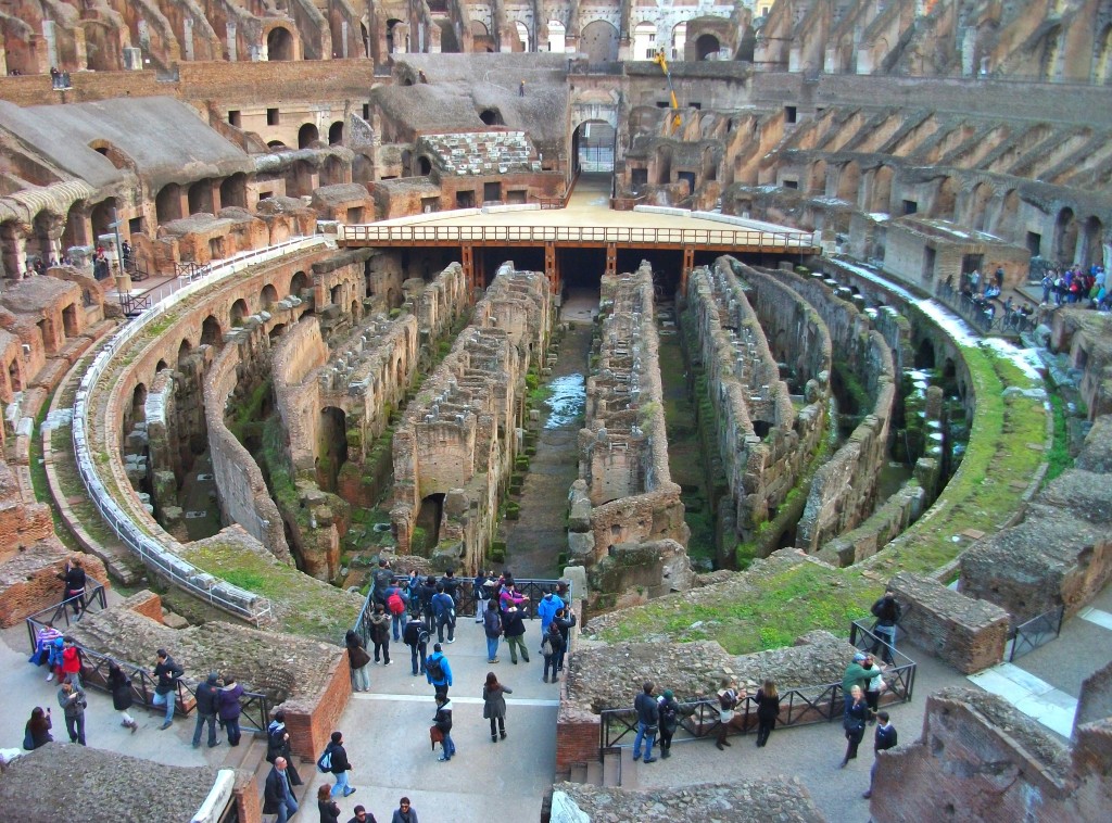 Kolezyum (Colosseo)