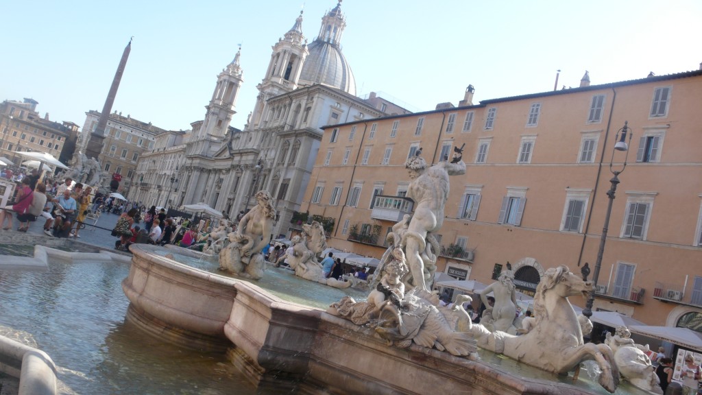 Navona Meydanı (Piazza Navona)