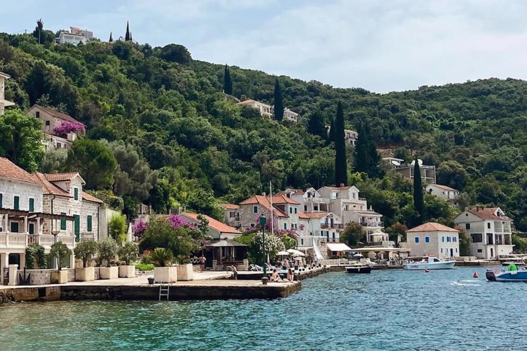 karadağ gezi rehberi